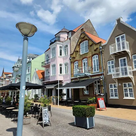 Hotel apartamentowy Harbour Walk 4*