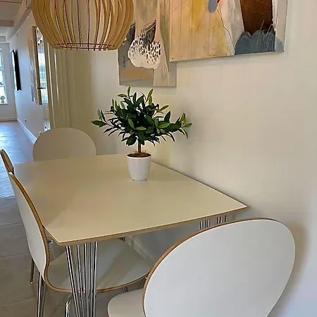 Harbour Walk 公寓式酒店 4*